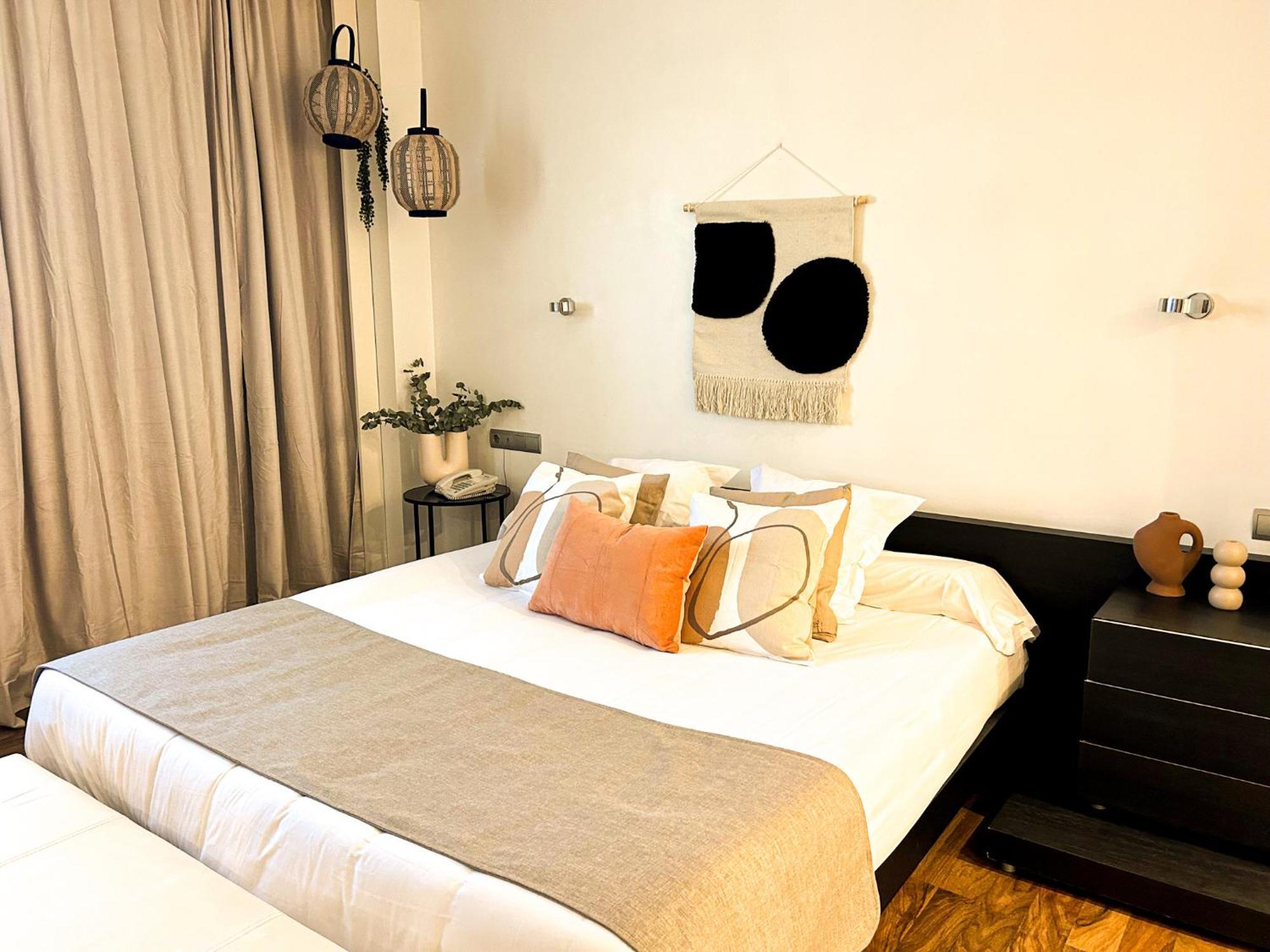 Azz Valencia Tactica Hotel Paterna Ngoại thất bức ảnh